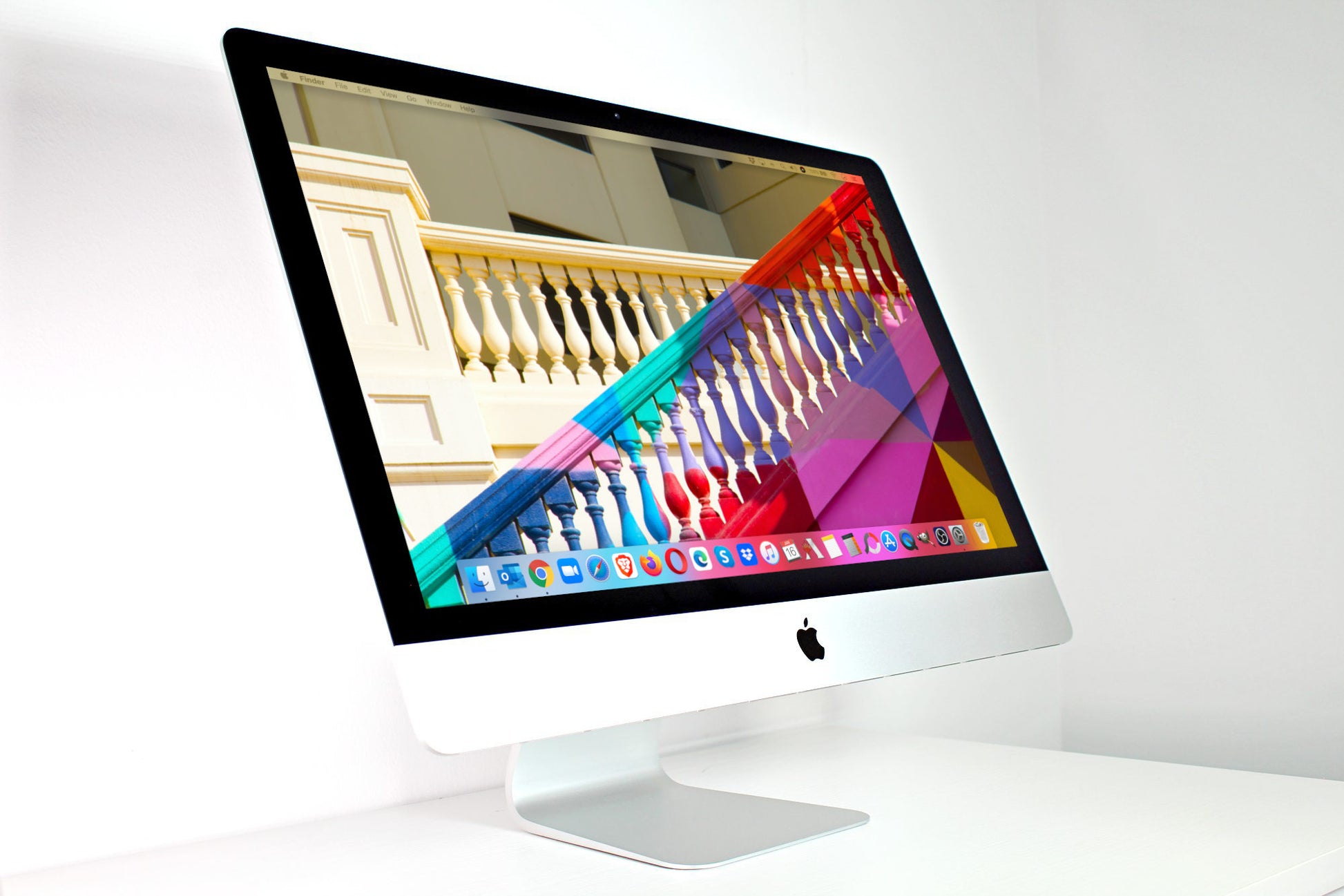 Apple iMac 5K 27-inch (Mid 2019) 3.6GHz i9 1TB SSD 128 GB RAM Desktop 580X GPU