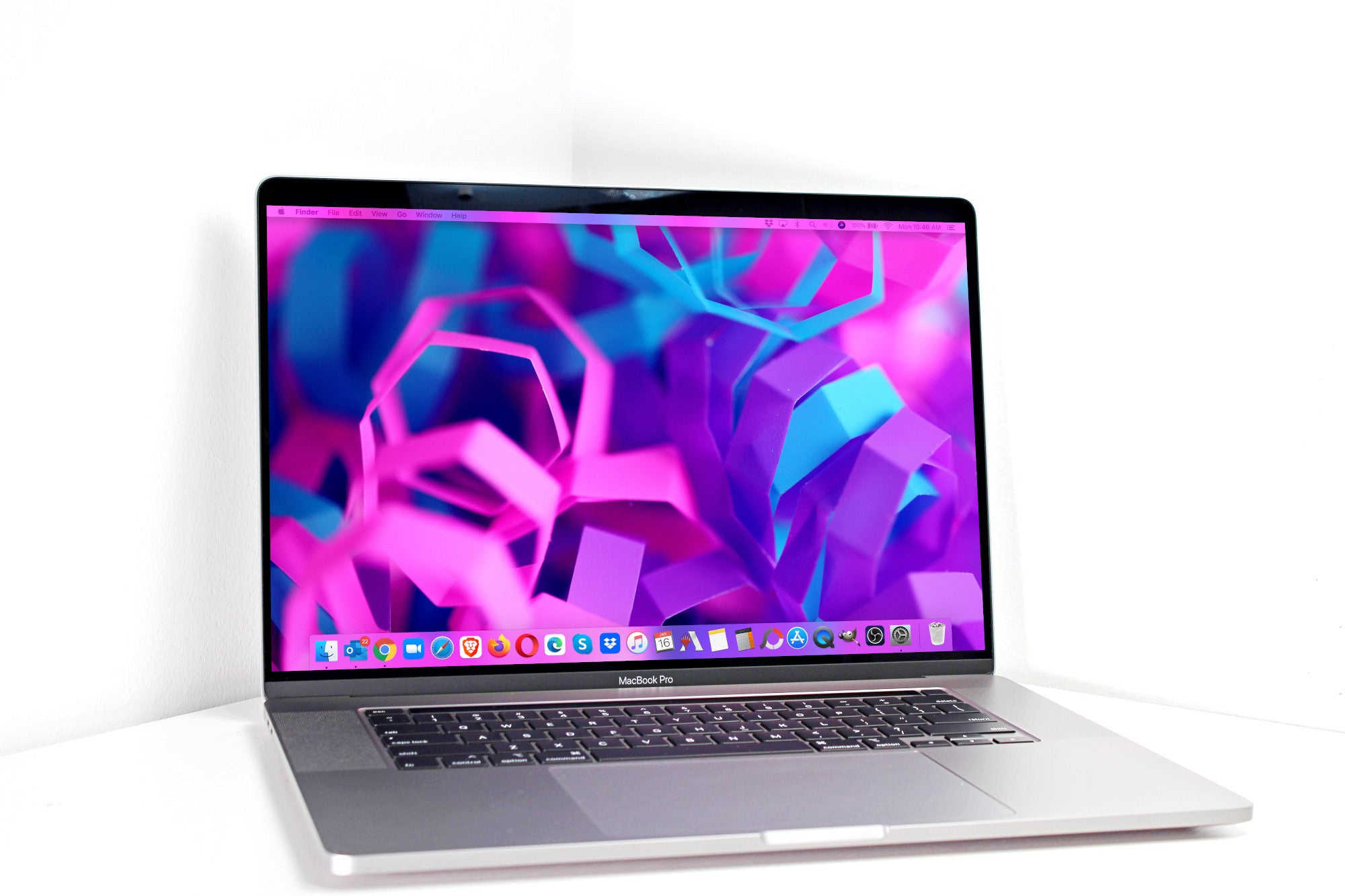 Apple MacBook Pro 16 inch i9 2.4 GHz i9 64GB 4TB SSD (Space