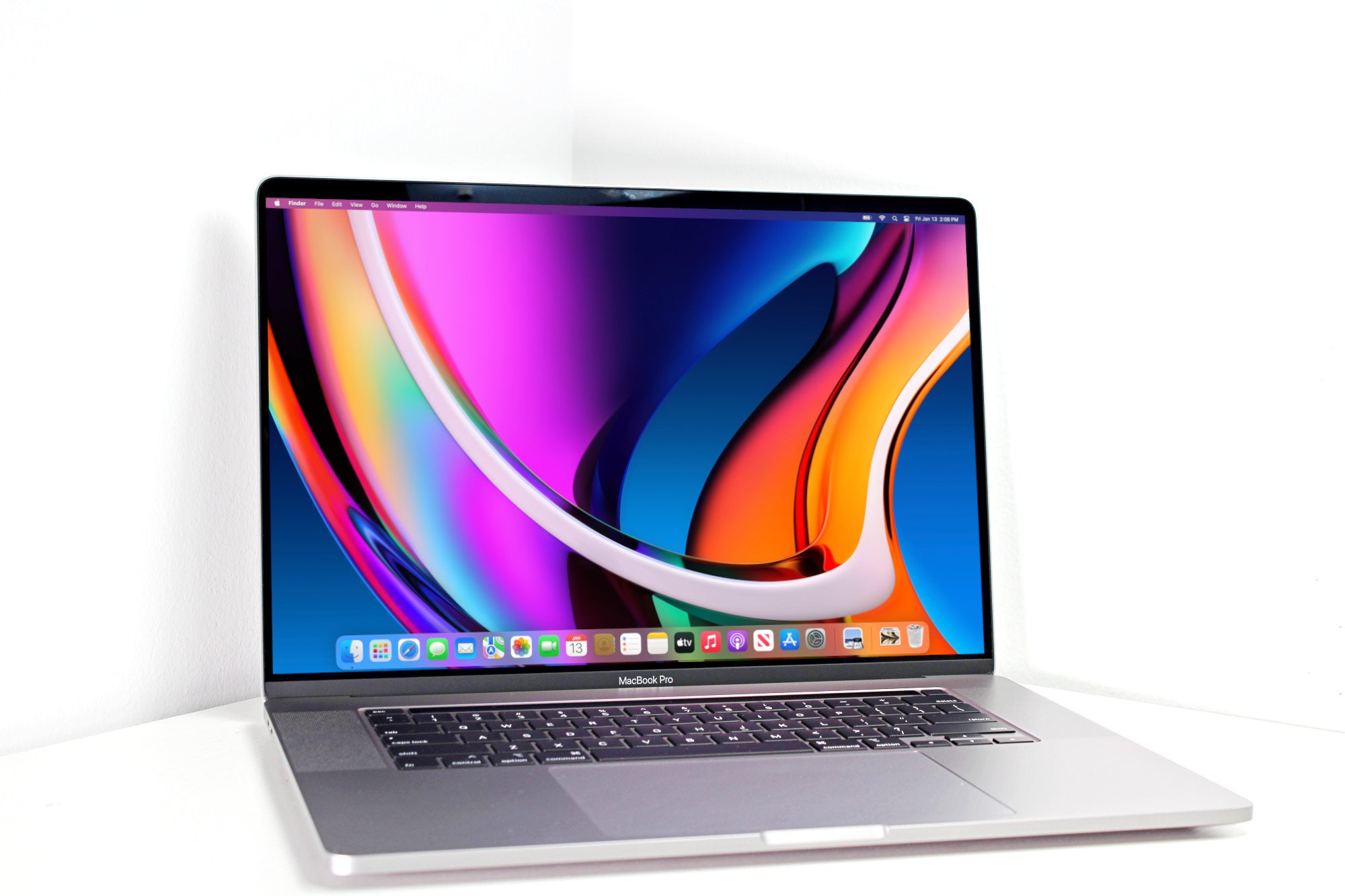 Apple Care+ 3/24 Apple MacBook Pro (16-inch 2019) 2.4 GHz i9 16GB 512GB SSD  (Space Grey) 5300M + Brand New Screen!